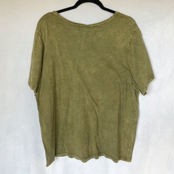 Positive Thinking NWOT Distressed Graphic Tee - Picture 4 of 4